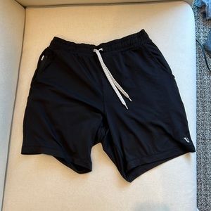Vuori Sunday Performance Short